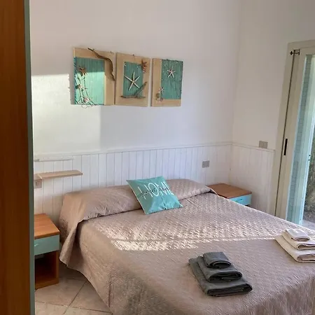 32 * San Teodoro (Sardinia)